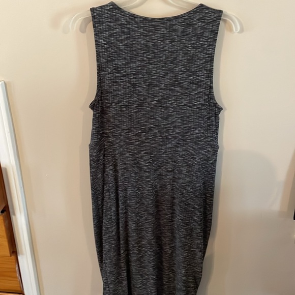 Tank top maxi dress with tulip skirt gray / black / white pattern Torrid size 1X - Picture 6 of 8